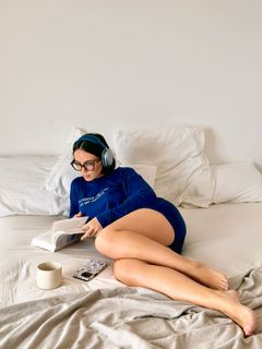 Agathe Auproux feet photo thumbnail