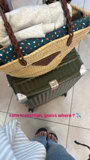 Agathe Auproux feet photo 2