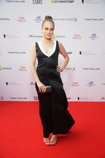 Aglaya Tarasova feet photo 20