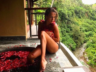 Aglaya Tarasova feet photo 4