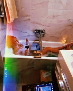 Aglaya Tarasova feet photo 11