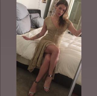 Agnes Bruckner feet photo 6