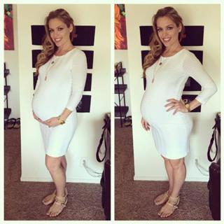 Agnes Bruckner feet photo 5