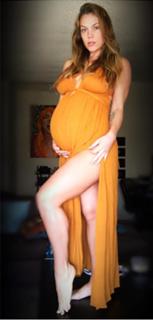 Agnes Bruckner feet photo 4