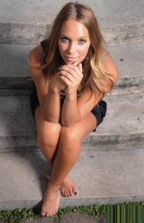 Agnes Carlsson feet photo 3