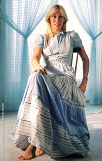 Agnetha Fältskog feet photo thumbnail