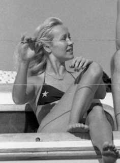 Agnetha Fältskog feet photo thumbnail