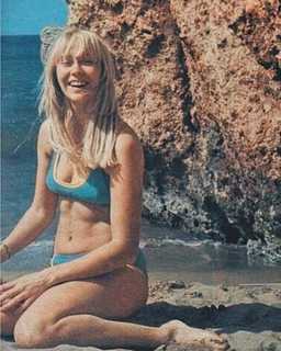 Agnetha Fältskog feet photo thumbnail