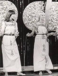 Agnetha Fältskog feet photo thumbnail