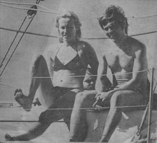 Agnetha Fältskog feet photo thumbnail