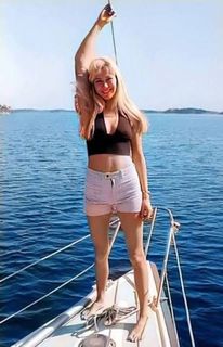 Agnetha Fältskog feet photo thumbnail