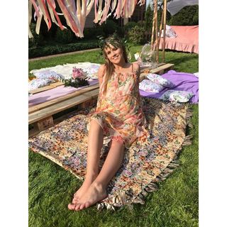 Agnieszka Kaczorowska feet photo thumbnail