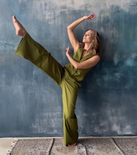 Agnieszka Kaczorowska feet photo thumbnail