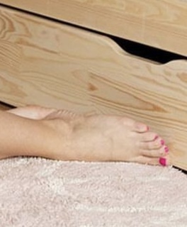 Agnieszka Kaczorowska feet photo thumbnail