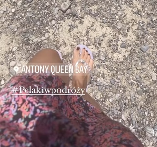 Agnieszka Kaczorowska feet photo thumbnail