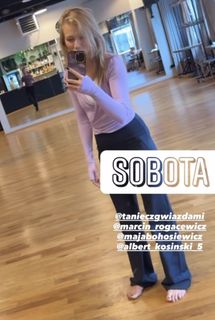 Agnieszka Kaczorowska feet photo thumbnail