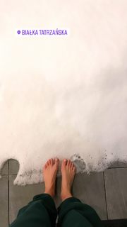 Agnieszka Kawiorska feet photo 2