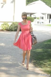 Agnieszka Popielewicz feet photo thumbnail