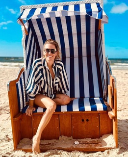Agnieszka Popielewicz feet photo thumbnail