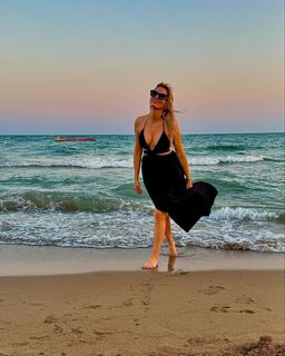Agnieszka Popielewicz feet photo thumbnail