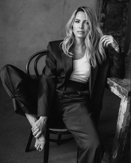 Agnieszka Popielewicz feet photo thumbnail