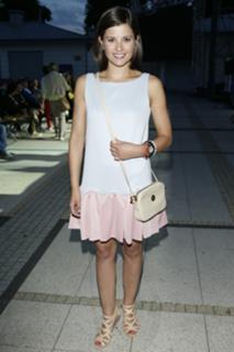 Agnieszka Sienkiewicz feet photo thumbnail