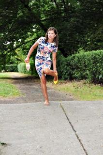 Agnieszka Sienkiewicz feet photo thumbnail