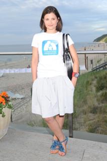 Agnieszka Sienkiewicz feet photo thumbnail