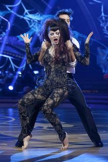 Agnieszka Sienkiewicz feet photo thumbnail