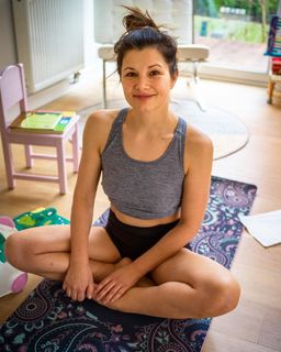 Agnieszka Sienkiewicz feet photo thumbnail