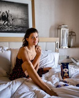 Agnieszka Sienkiewicz feet photo thumbnail