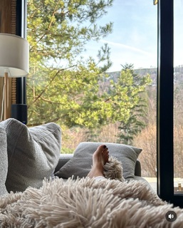 Agnieszka Sienkiewicz feet photo thumbnail