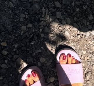 Agnieszka Sienkiewicz feet photo 1