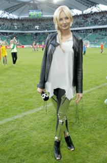 Agnieszka Wozniak-Starak feet photo thumbnail