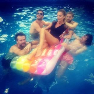 Agnieszka Wozniak-Starak feet photo thumbnail