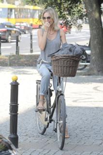 Agnieszka Wozniak-Starak feet photo thumbnail