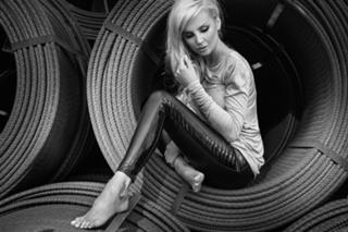Agnieszka Wozniak-Starak feet photo thumbnail