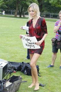 Agnieszka Wozniak-Starak feet photo thumbnail