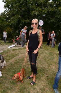 Agnieszka Wozniak-Starak feet photo thumbnail