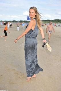 Agnieszka Wozniak-Starak feet photo thumbnail