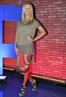 Agnieszka Wozniak-Starak feet photo thumbnail