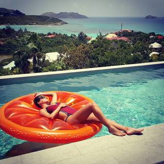 Agustina Casanova feet photo 2