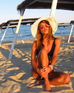 Agustina Casanova feet photo 13