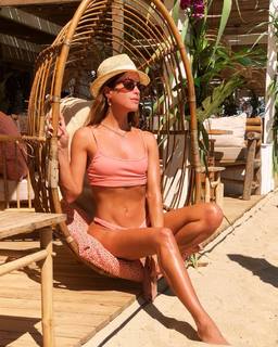 Agustina Casanova feet photo 10