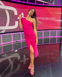 Agustina Casanova feet photo 11