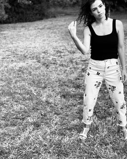 Agustina Cherri feet photo 2