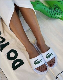 Agustina Córdova feet photo 13