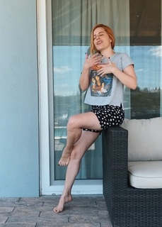 Agustina Kämpfer feet photo 1
