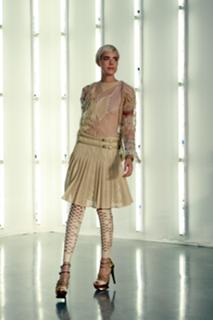 Agyness Deyn feet photo 11