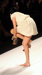 Agyness Deyn feet photo 4
